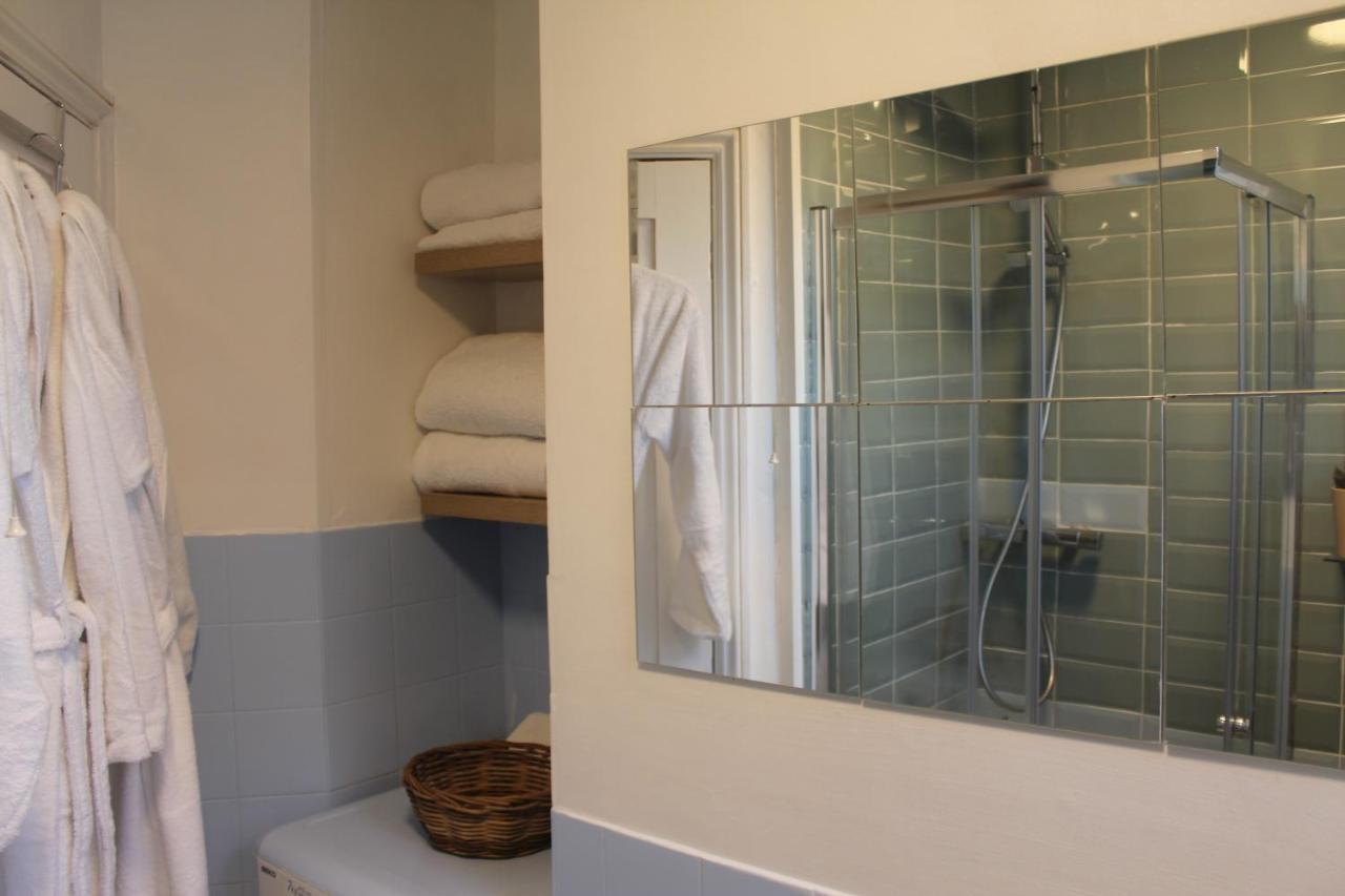 Canterbury Accommodations With Free Car Park Onsite And High Speed Wifi ภายนอก รูปภาพ