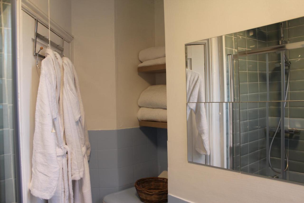 Canterbury Accommodations With Free Car Park Onsite And High Speed Wifi ภายนอก รูปภาพ